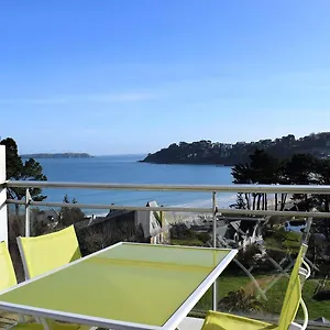 2-4 Pers Vue Exceptionnelle Avec Terrasse à - Ref 908 Appartement Perros-Guirec