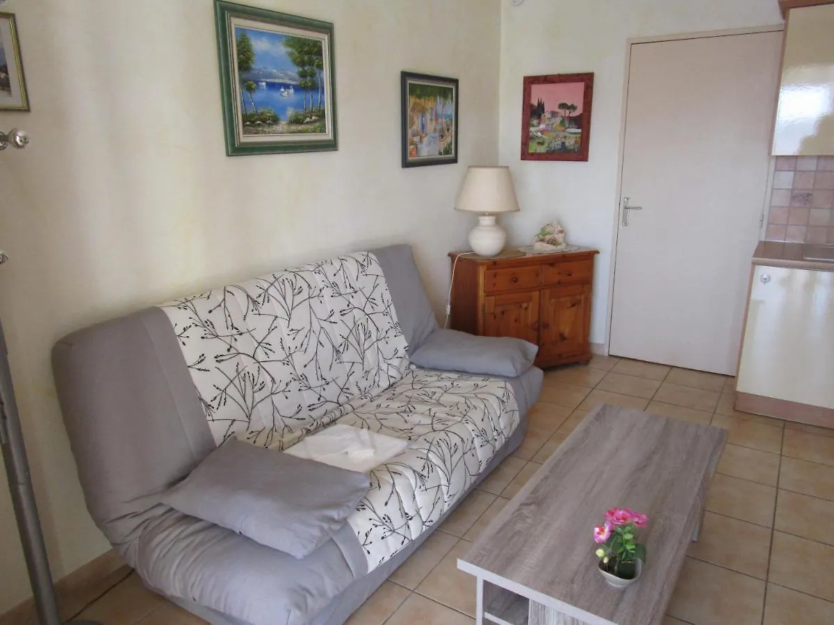 Logement Calme Proche Mer, 4 Personnes, St Aygulf Fréjus 0*,